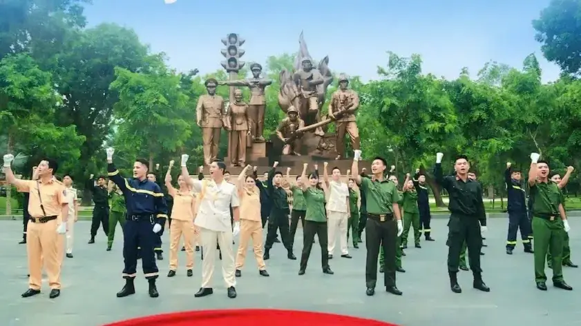 Ra mắt MV 'Công an Hà Nội trong trái tim tôi'